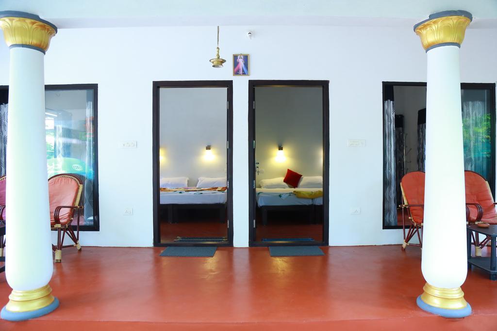 Marari John'S Beach Apartment Марарикулам Екстериор снимка