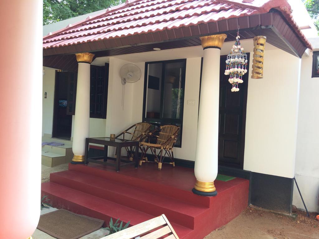Marari John'S Beach Apartment Марарикулам Екстериор снимка