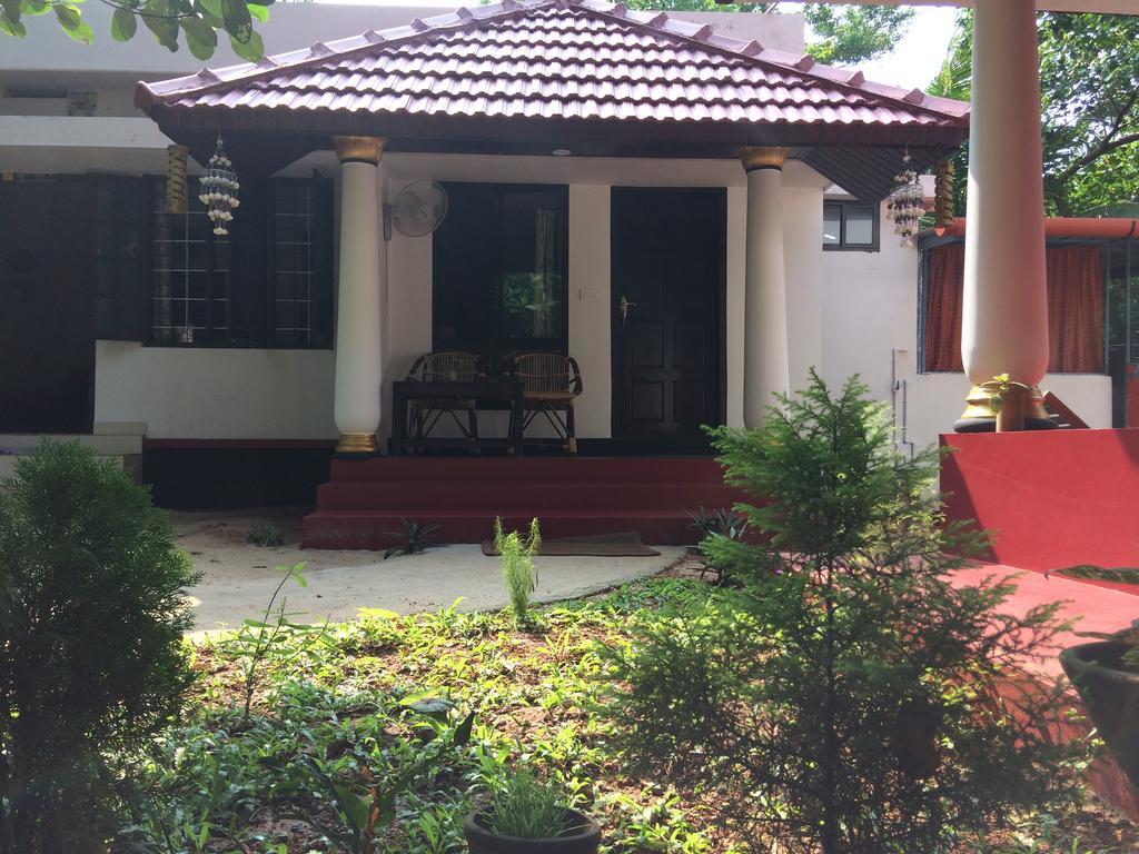 Marari John'S Beach Apartment Марарикулам Екстериор снимка