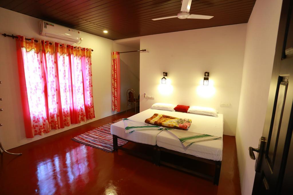 Marari John'S Beach Apartment Марарикулам Екстериор снимка